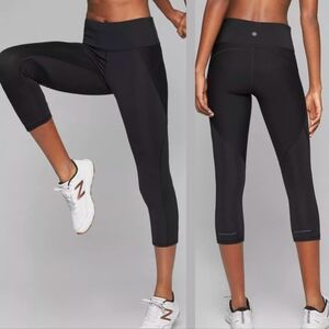 EUC Athleta Stealth Capri Black Mid Rise Drawstring Waist Hidden Pocket Small